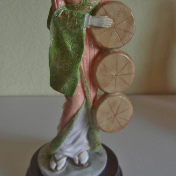 Geisha figurine - Picture 4 of 10
